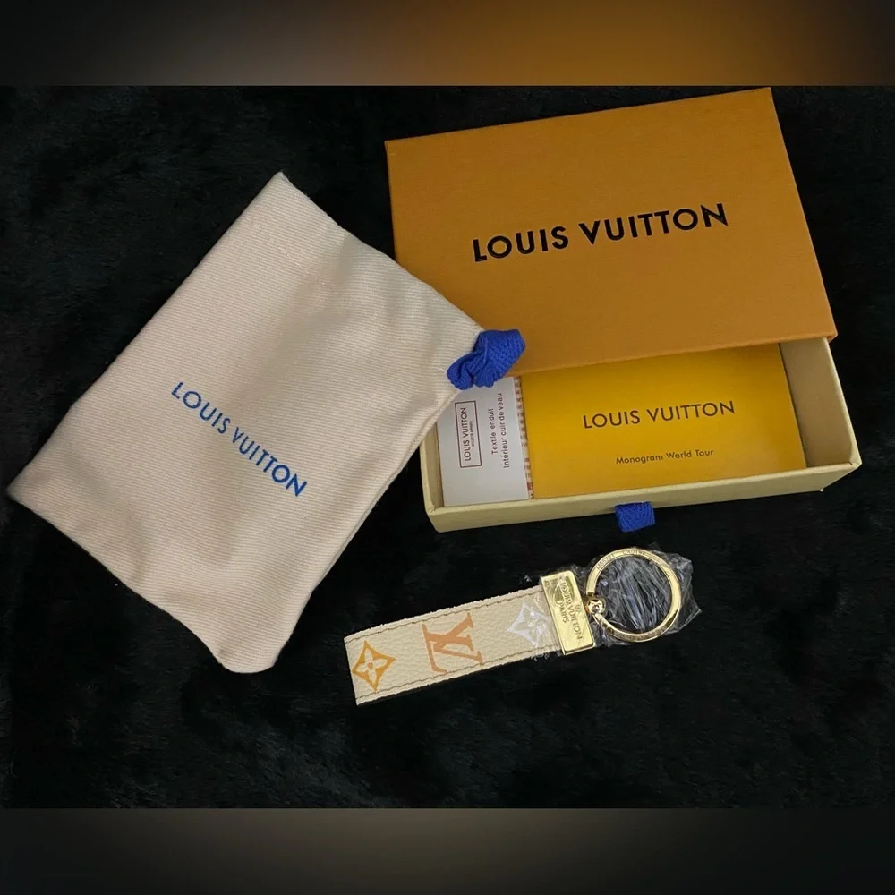 Luxury Louis Vuitton Keyring